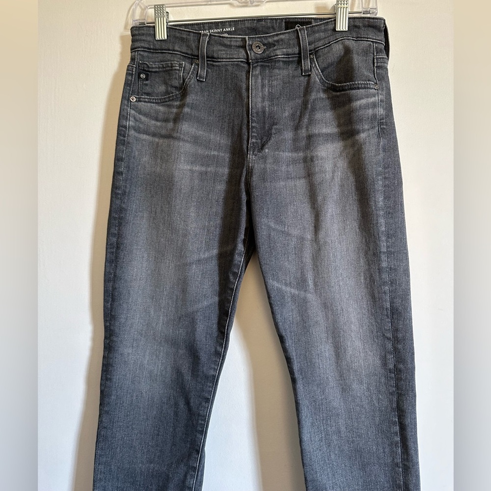 AG Adriano Goldschmied Light Gray Farrah High Rise Skinny Ankle Jeans size 28R - Picture 4 of 11